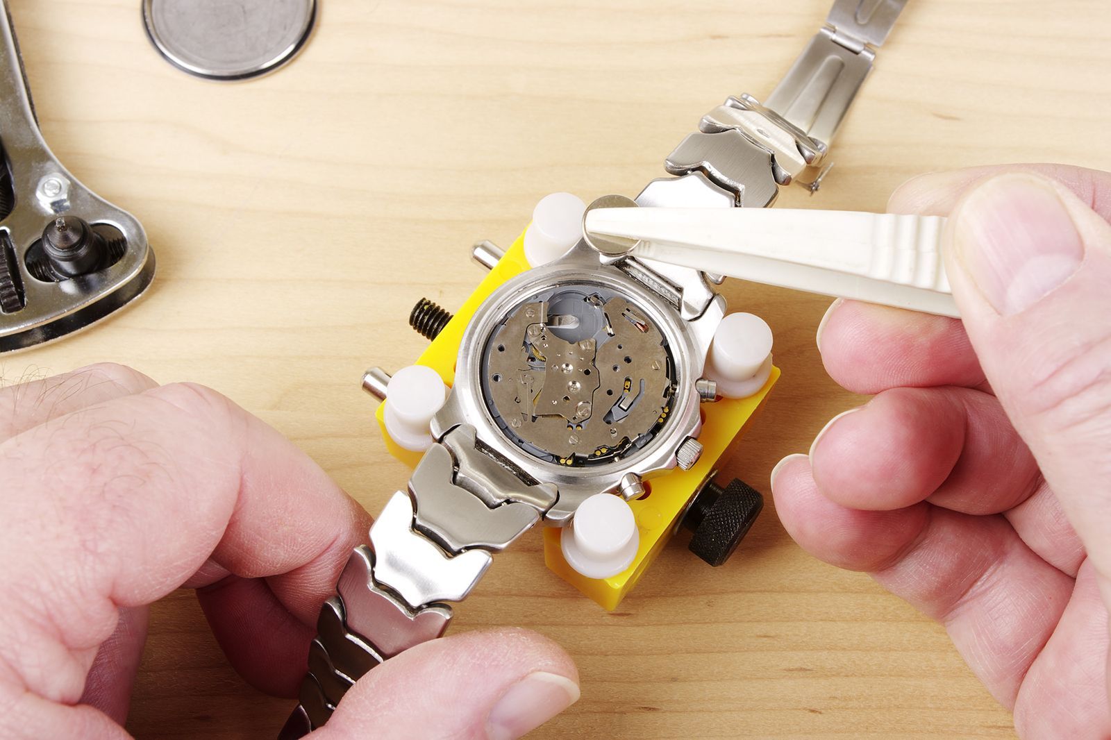 Servicio para Relojerias 5 Changer pile montre 1