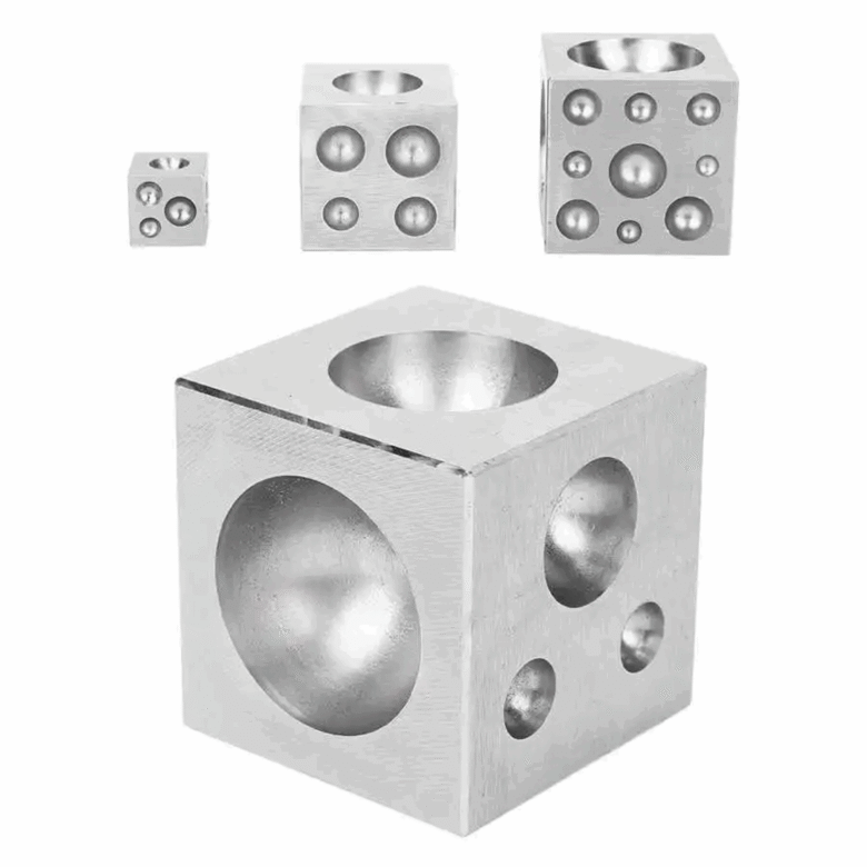 AJ30176 DADO CUADRADO 50*50*50 MM DORADO